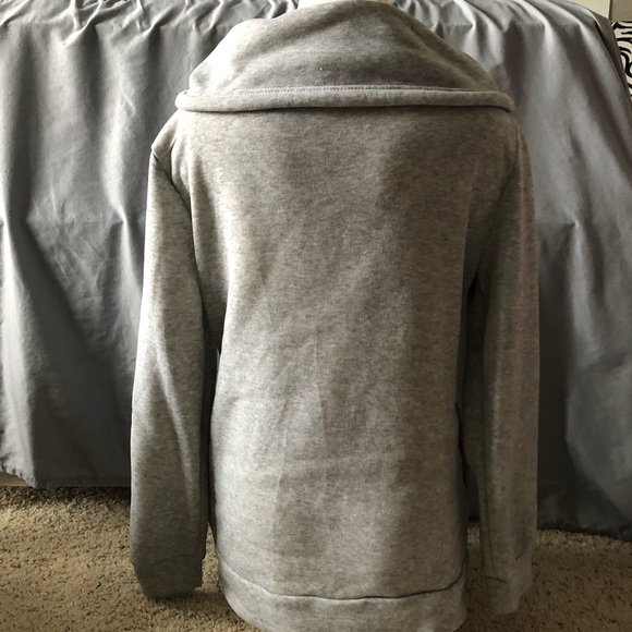 Sweater - Picture 3 of 4